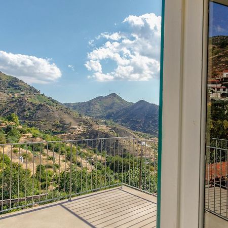 Penzion Farmakas Living Exteriér fotografie