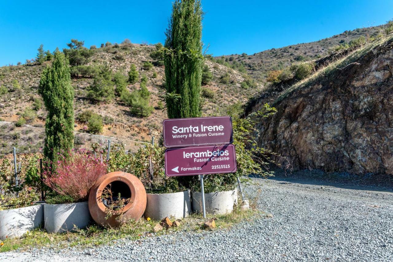 Penzion Farmakas Living Exteriér fotografie