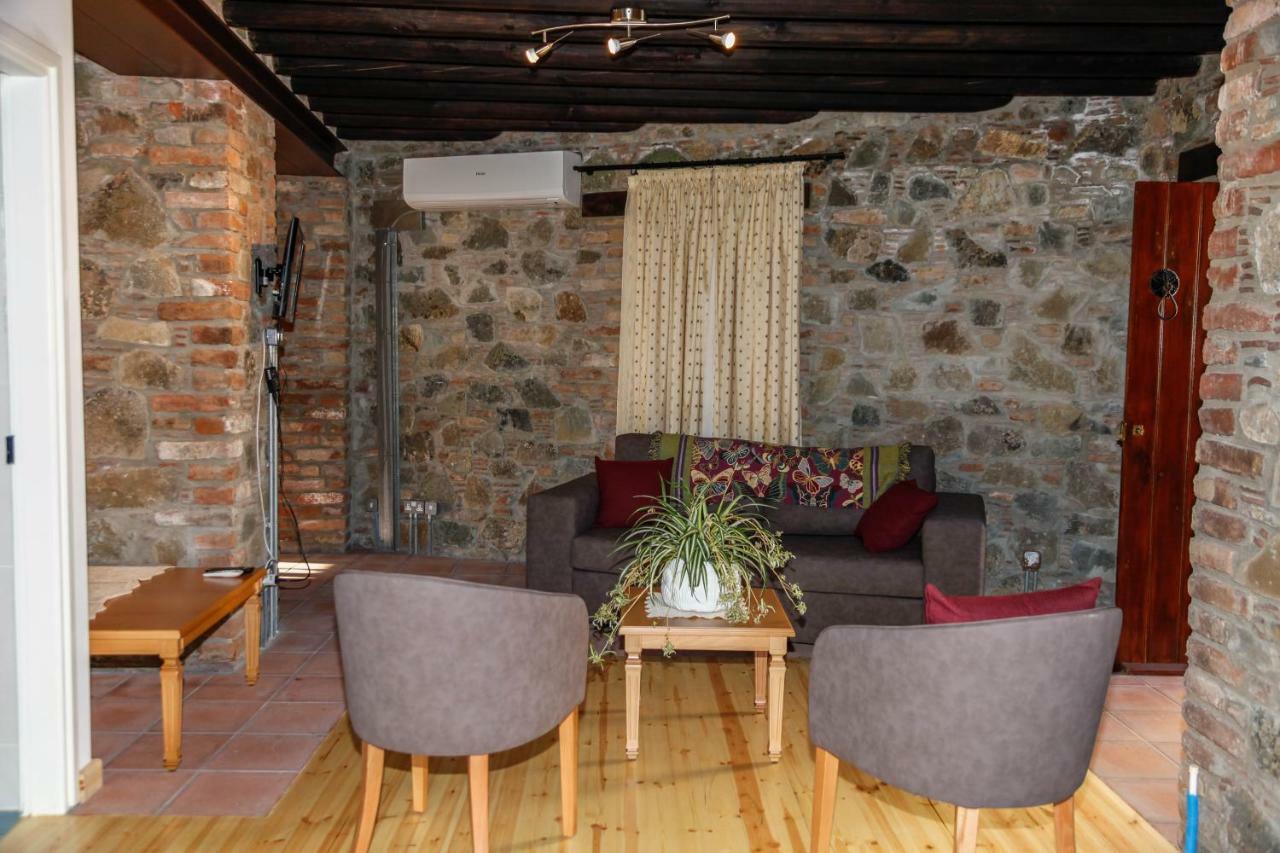 Penzion Farmakas Living Exteriér fotografie